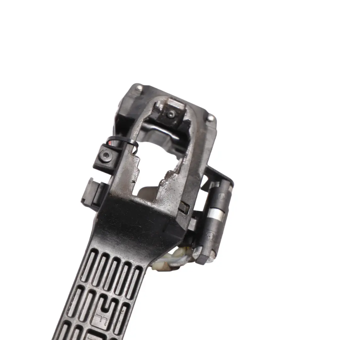 Mk2 Outside Door Handle Frame Mount Front Right O/S to Toyota Yaris with Part number 692010D010 Toyota Yaris Mk2 Outside Door Handle Frame Mount Front Right O/S - SKU RHD-692010D010 - Part number 692010D010
