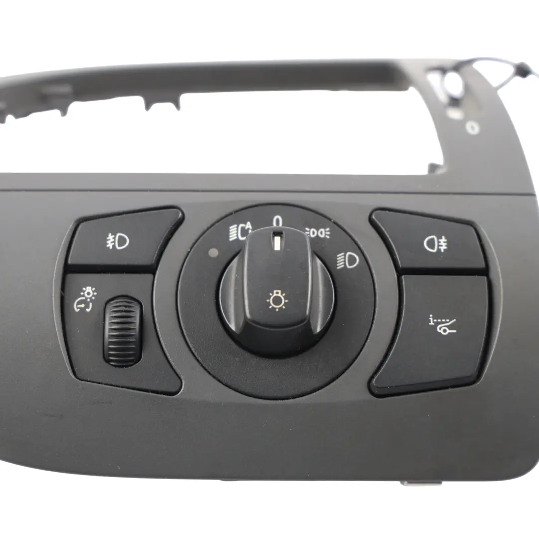Dashboard Air Vent Grille Front Right O/S Light Switch Unit to BMW E63 E64 with Part number 6924280 BMW E63 E64 Dashboard Air Vent Grille Front Right O/S Light Switch Unit - SKU RHD-6924280-3 - Part number 6924280