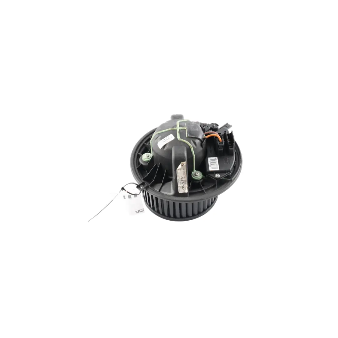 Heater Fan Blower Unit Motor to BMW E81 E87 E90 E91 E92 E93 with Part number 6933664 BMW E81 E87 E90 E91 E92 E93 Heater Fan Blower Unit Motor - SKU RHD-6933664-2 - Part number 6933664