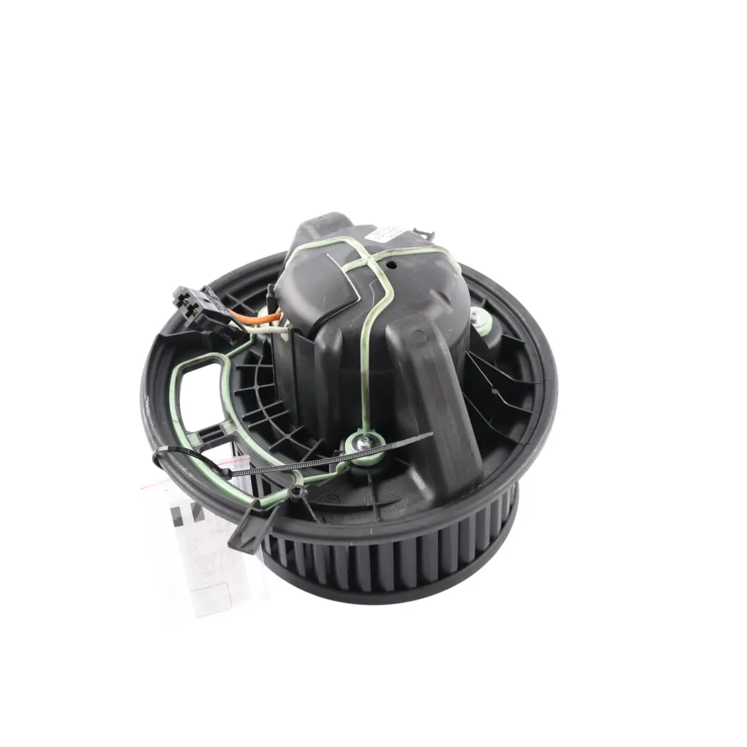 Heater Fan Blower Unit Motor to BMW E81 E87 E90 E91 E92 E93 with Part number 6933664 BMW E81 E87 E90 E91 E92 E93 Heater Fan Blower Unit Motor - SKU RHD-6933664-3 - Part number 6933664