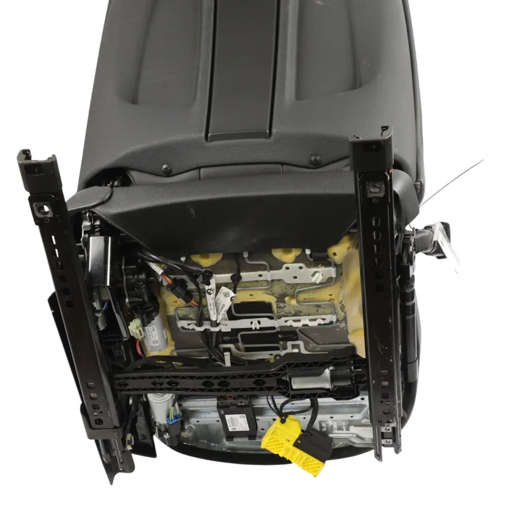 Fotel Przedni Grzany Pamięć Lewy Czarna Skóra do BMW F82 M4 M Sport o numerze 8058277 BMW F82 M4 M Sport Fotel Przedni Grzany Pamięć Lewy Czarna Skóra - SKU RHD-8058277-2 - Numer Części 8058277