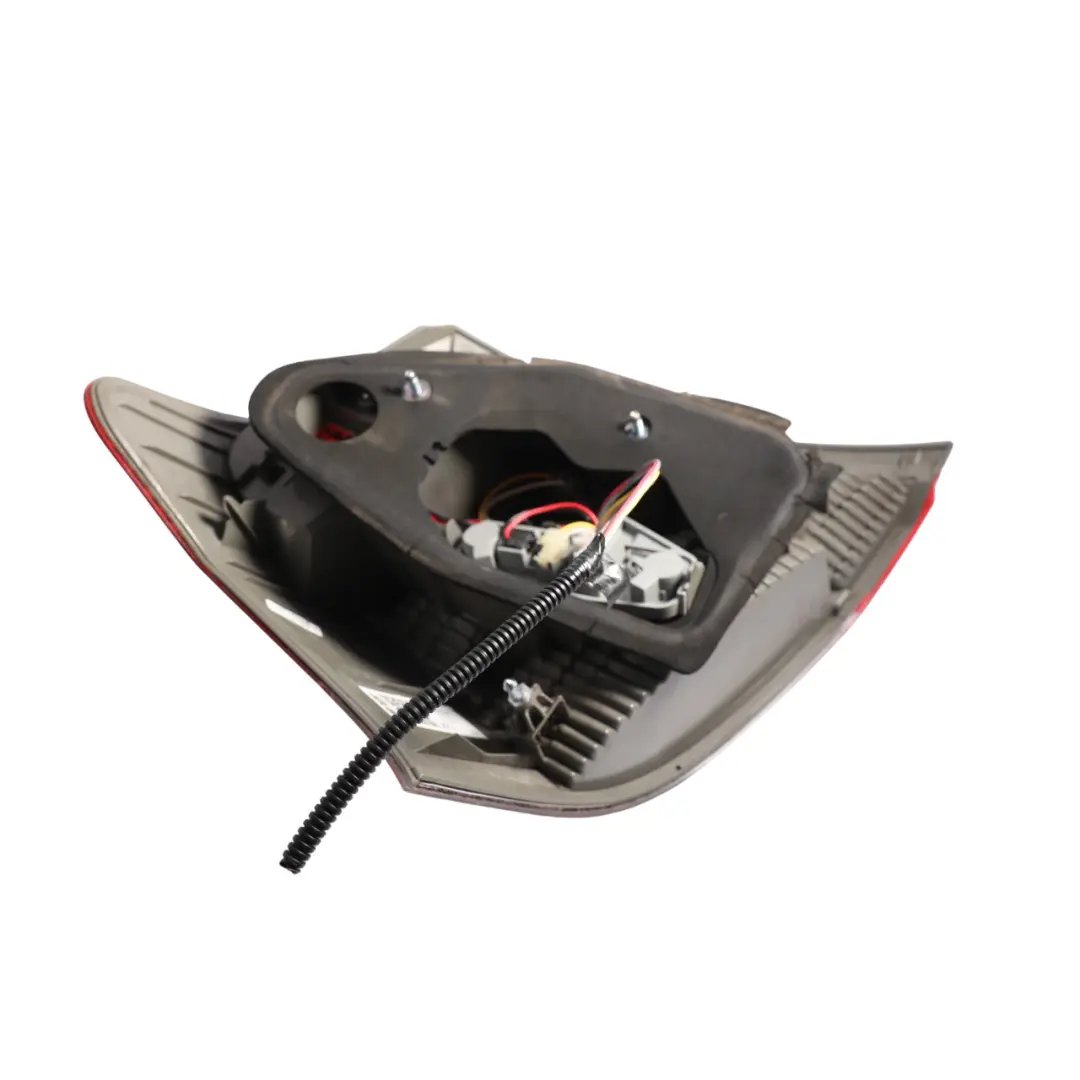 Mk2 Rear Tail Light Outer Lamp Taillight Right O/S 81551-0D260 to Toyota Yaris with Part number 815510D260 Toyota Yaris Mk2 Rear Tail Light Outer Lamp Taillight Right O/S 81551-0D260 - SKU RHD-815510D260 - Part number 815510D260