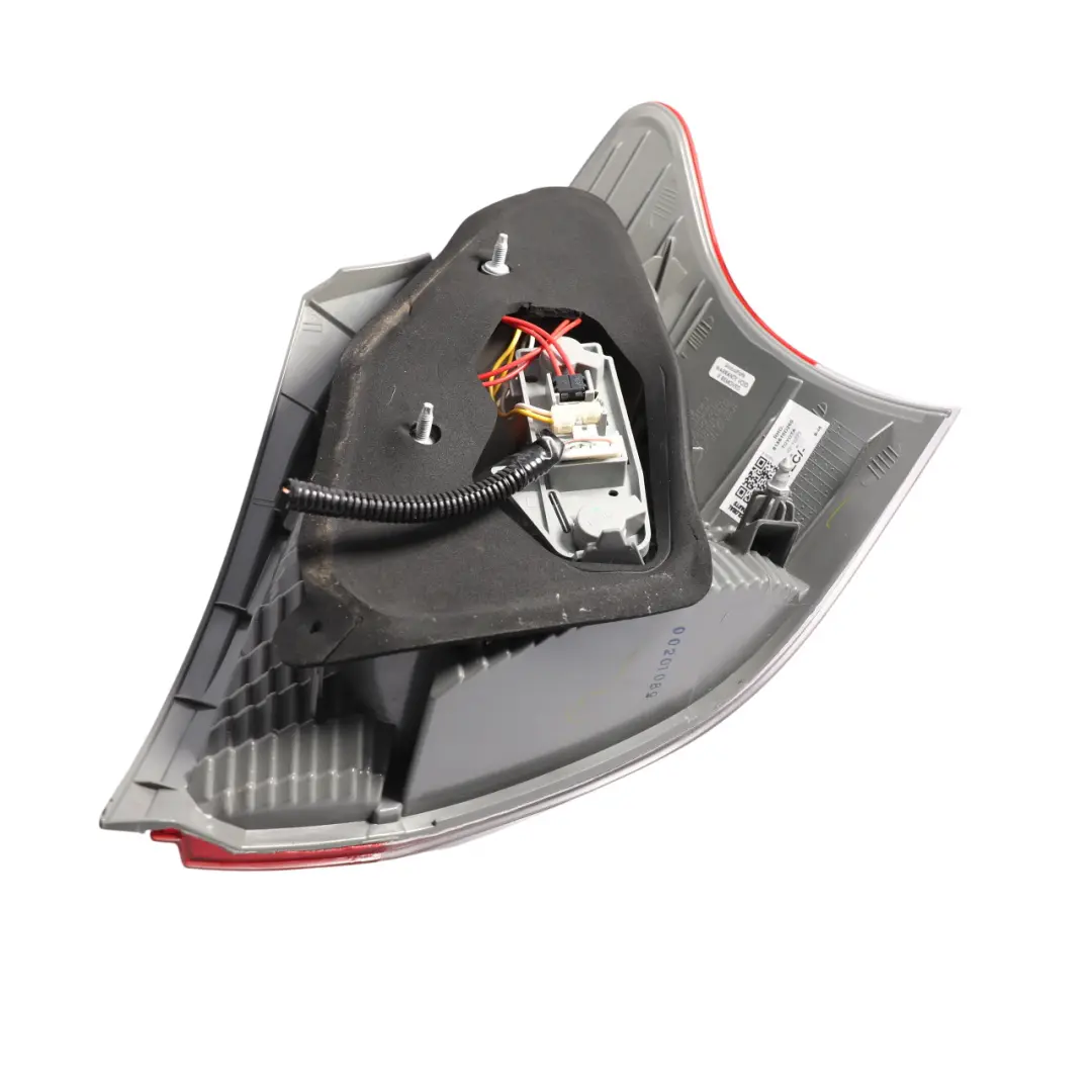 Mk2 Rear Tail Light Outer Lamp Taillight Left N/S 81561-0D260 to Toyota Yaris with Part number 815610D260 Toyota Yaris Mk2 Rear Tail Light Outer Lamp Taillight Left N/S 81561-0D260 - SKU RHD-815610D260 - Part number 815610D260