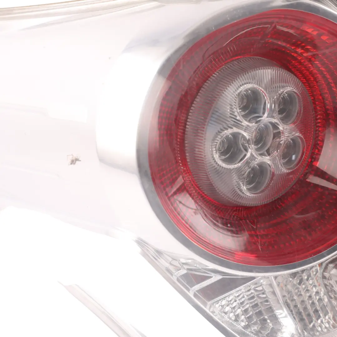 Mk2 Rear Tail Light Lamp Taillight Left N/S 81561-0F100 to Toyota Verso R2 with Part number 815610F100 Toyota Verso R2 Mk2 Rear Tail Light Lamp Taillight Left N/S 81561-0F100 - SKU RHD-815610F100 - Part number 815610F100