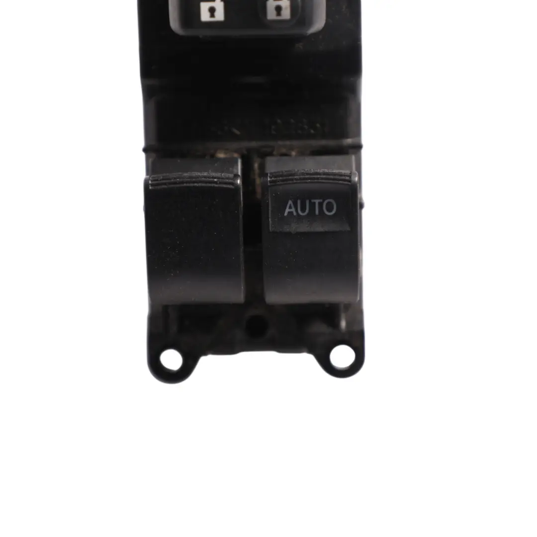 Mk2 Electric Door Window Lifter Switch Front Right O/S 84820-0D190 to Toyota Yaris with Part number 848200D190 Toyota Yaris Mk2 Electric Door Window Lifter Switch Front Right O/S 84820-0D190 - SKU RHD-848200D190 - Part number 848200D190