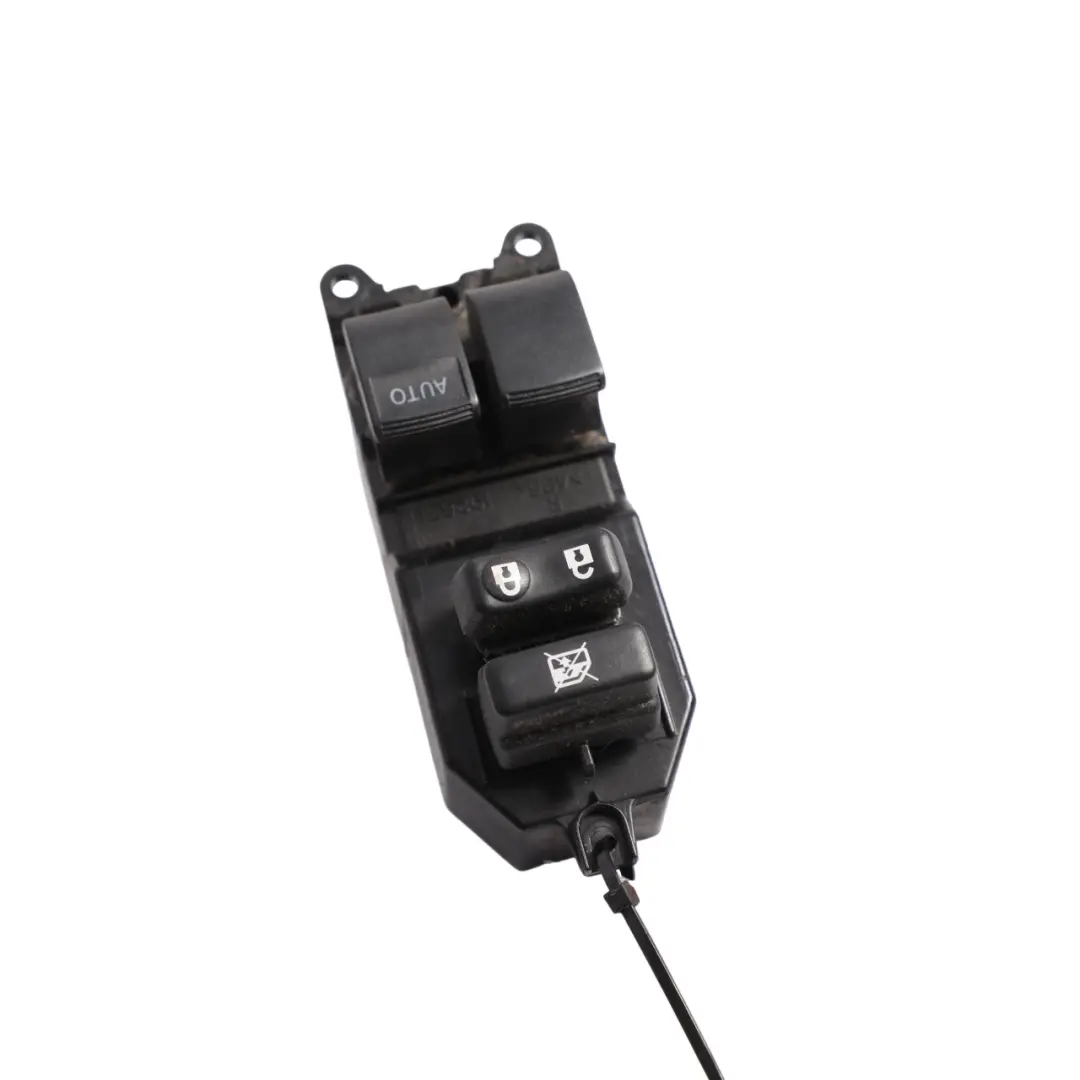 Mk2 Electric Door Window Lifter Switch Front Right O/S 84820-0D190 to Toyota Yaris with Part number 848200D190 Toyota Yaris Mk2 Electric Door Window Lifter Switch Front Right O/S 84820-0D190 - SKU RHD-848200D190 - Part number 848200D190