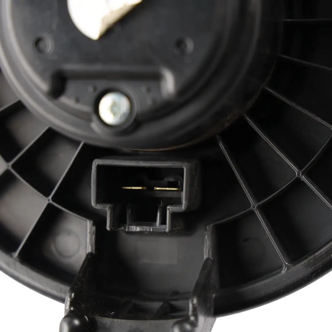 Toyota Hilux Mk7 Heater Blower Motor Fan Assembly Unit - SKU RHD-8710302460 - Part number 8710302460