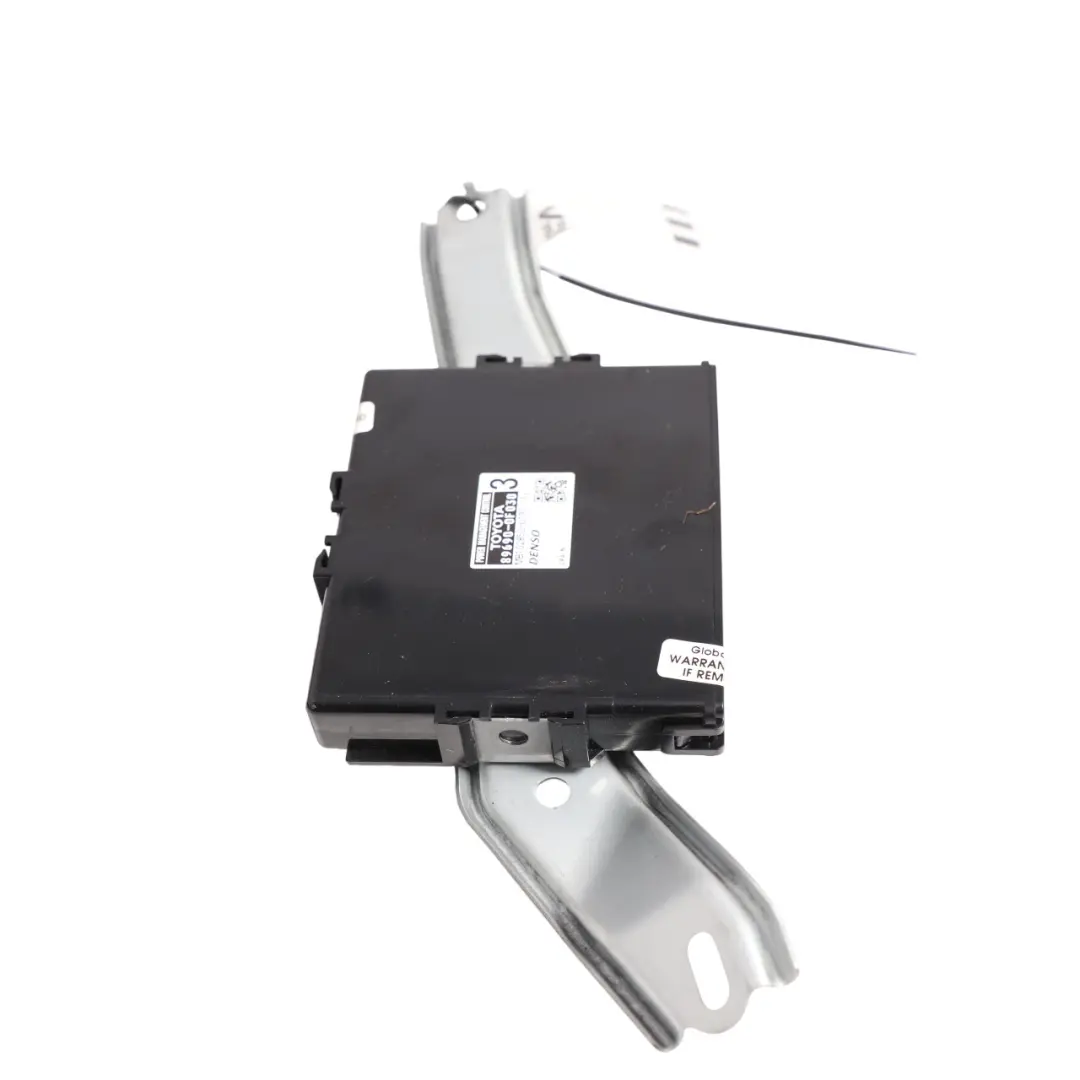Mk2 Engine Control Unit Module Power Management ECU 89690-0F030 to Toyota Verso with Part number 896900F030 Toyota Verso Mk2 Engine Control Unit Module Power Management ECU 89690-0F030 - SKU RHD-896900F030 - Part number 896900F030