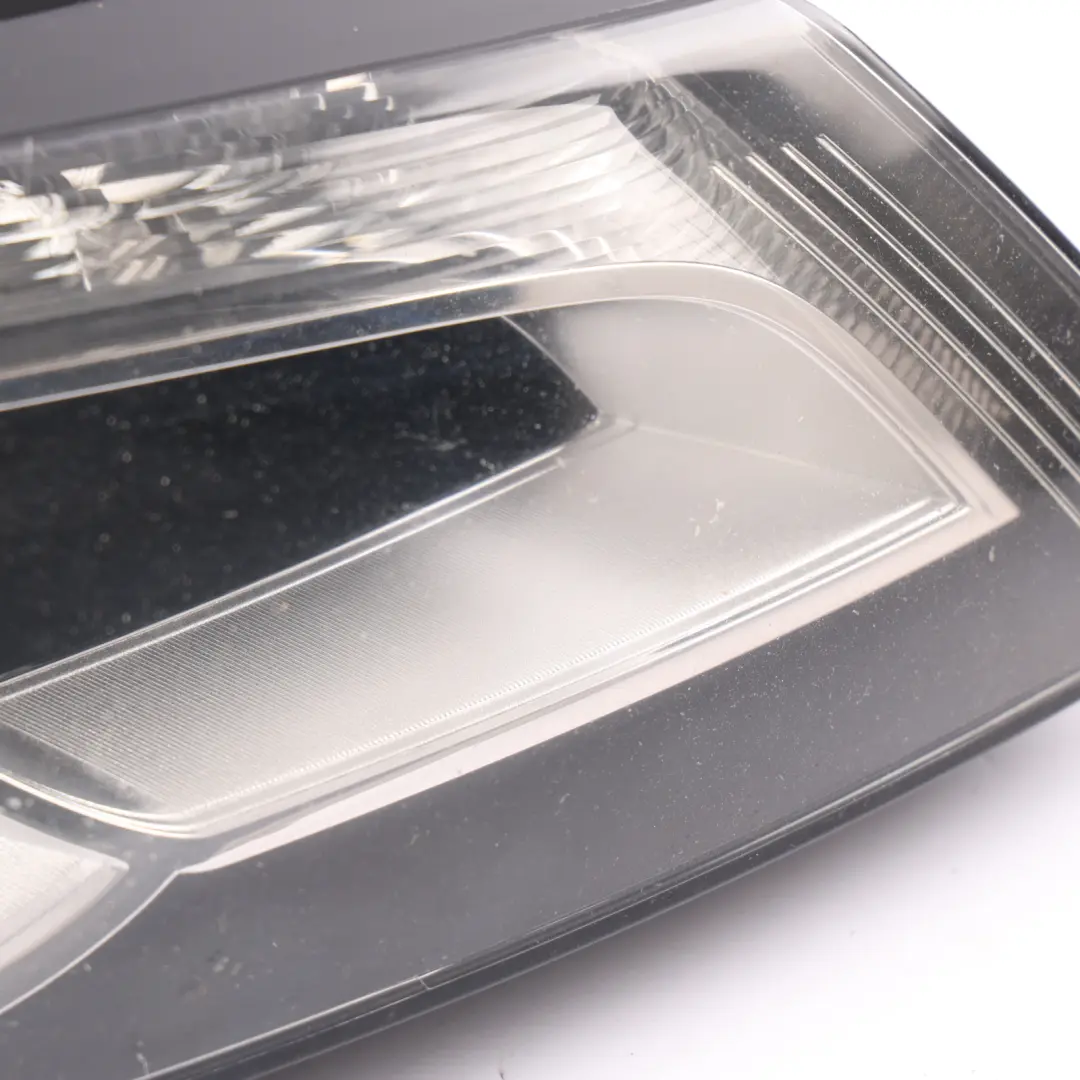 Head Light Lamp Light Front Right O/S Hella to Audi A3 8P with Part number 8P0941004 Audi A3 8P Head Light Lamp Light Front Right O/S Hella - SKU rhd-8P0941004 - Part number 8P0941004