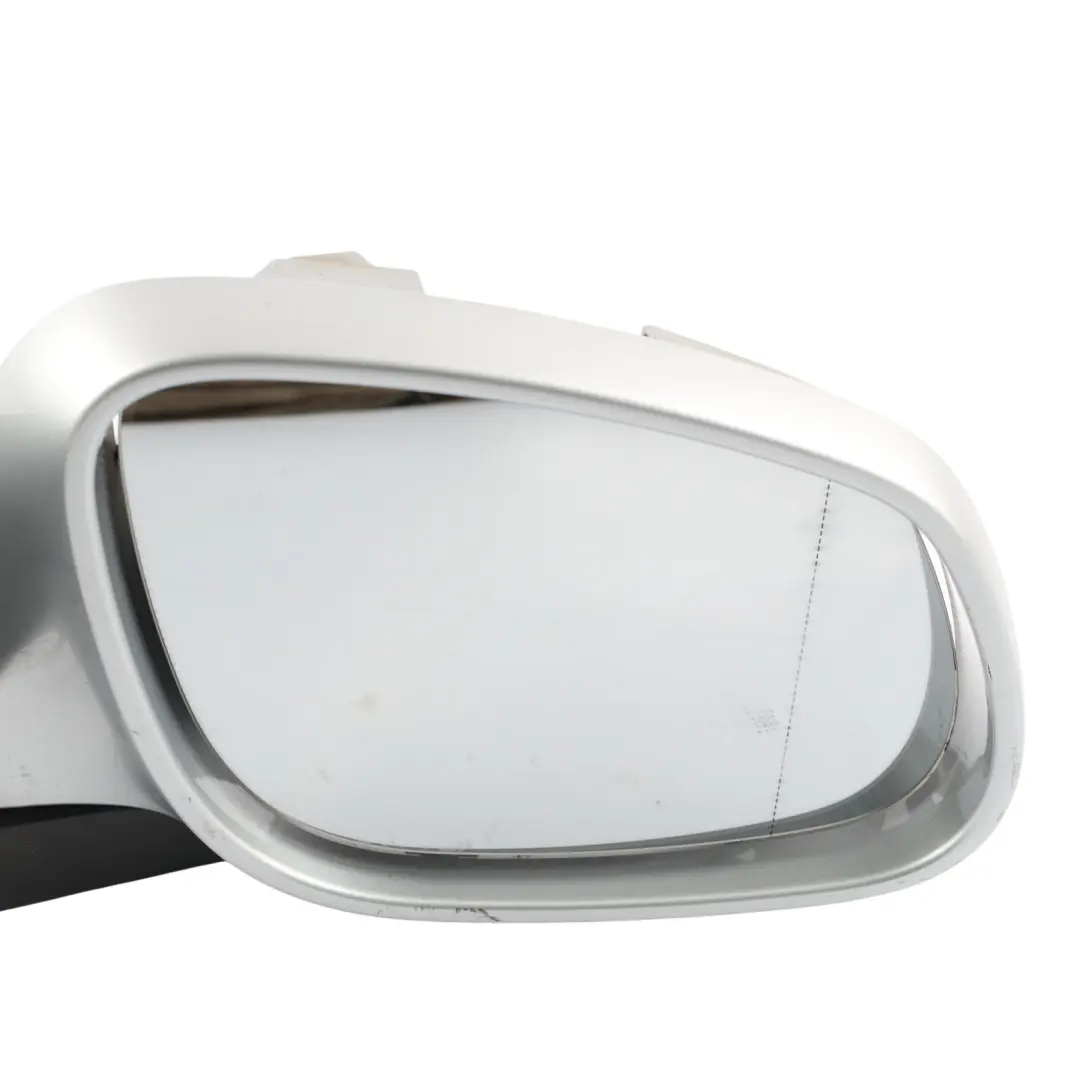 Wing Right O/S Crystal Silver Metallic - A7W to Porsche Cayenne 9PA with Part number 95573123600 Porsche Cayenne 9PA Wing Right O/S Crystal Silver Metallic - A7W - SKU RHD-95573123600-CSM - Part number 95573123600