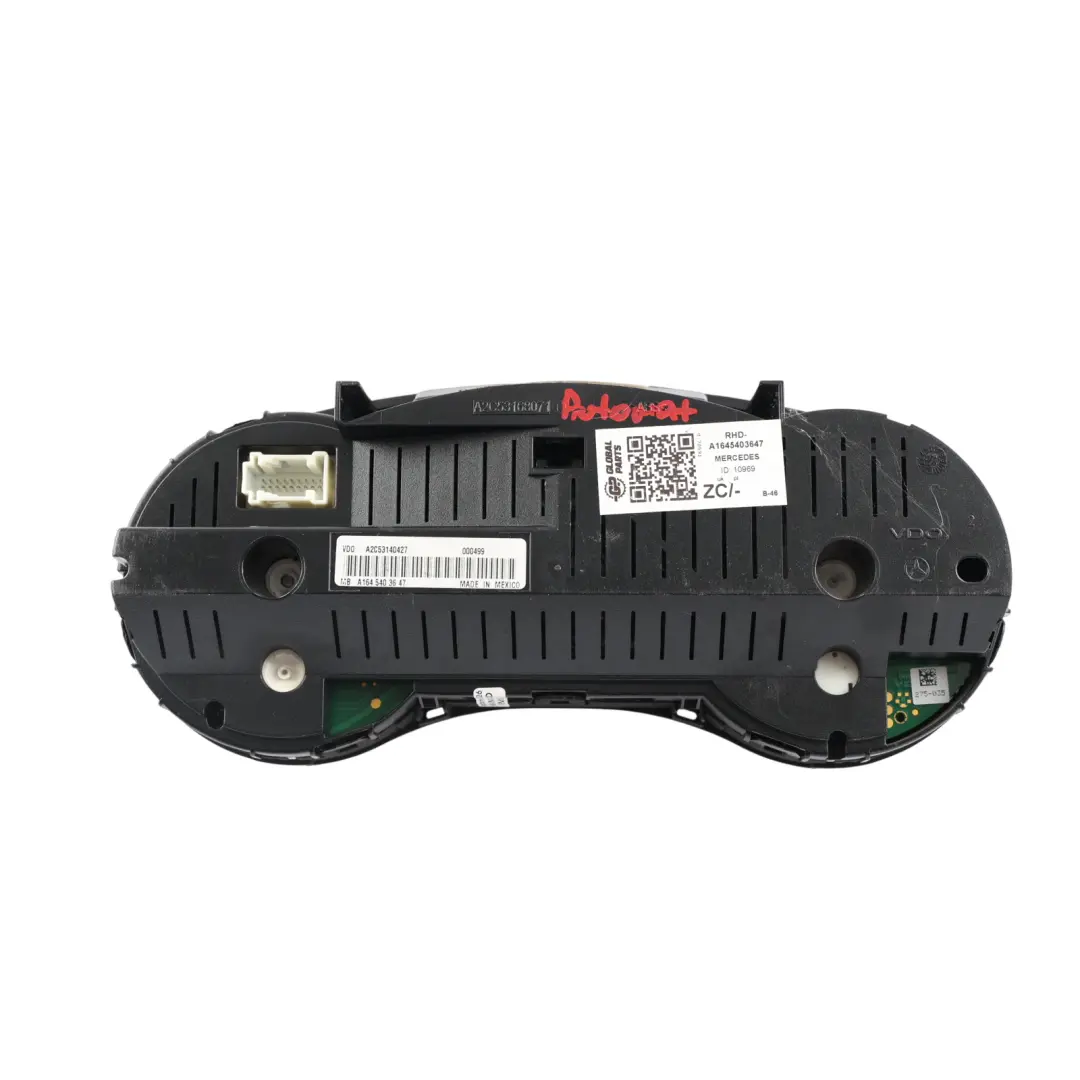 GL500 X164 Instrument Cluster Speedometer Petrol Automatic to Mercedes with Part number A1645403647 Mercedes GL500 X164 Instrument Cluster Speedometer Petrol Automatic - SKU RHD-A1645403647 - Part number A1645403647
