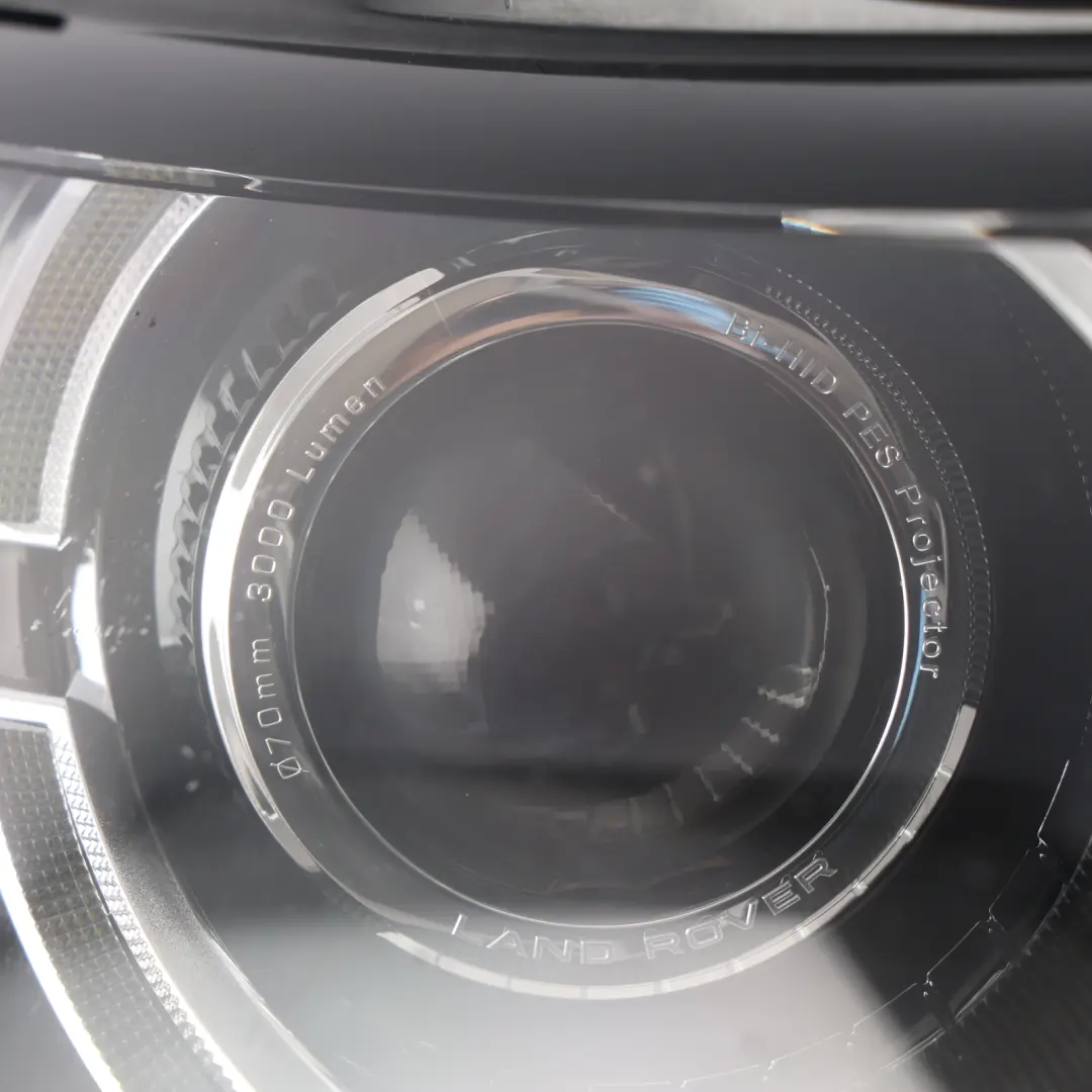 Headlight Headlamp Front Right O/S to Land Rover Discovery L550 with Part number FK72-13W029-DG Land Rover Discovery L550 Headlight Headlamp Front Right O/S - SKU RHD-FK72-13W029-DG - Part number FK72-13W029-DG