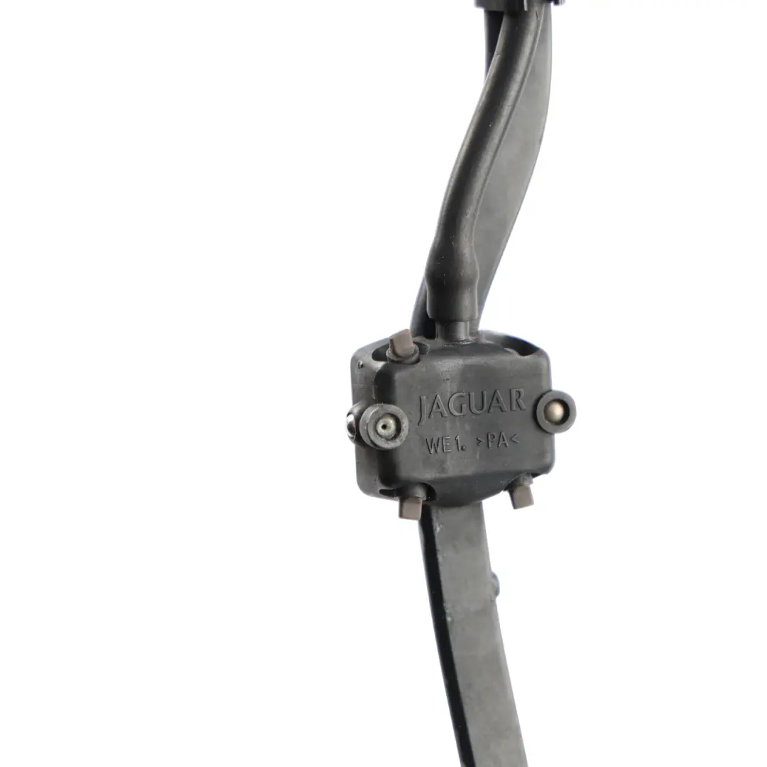 Windscreen Front Wiper Blade Arm Right O/S Driver Side to Jaguar XK8 X100 with Part number GJA8962BB Jaguar XK8 X100 Windscreen Front Wiper Blade Arm Right O/S Driver Side - SKU RHD-GJA8962BB - Part number GJA8962BB