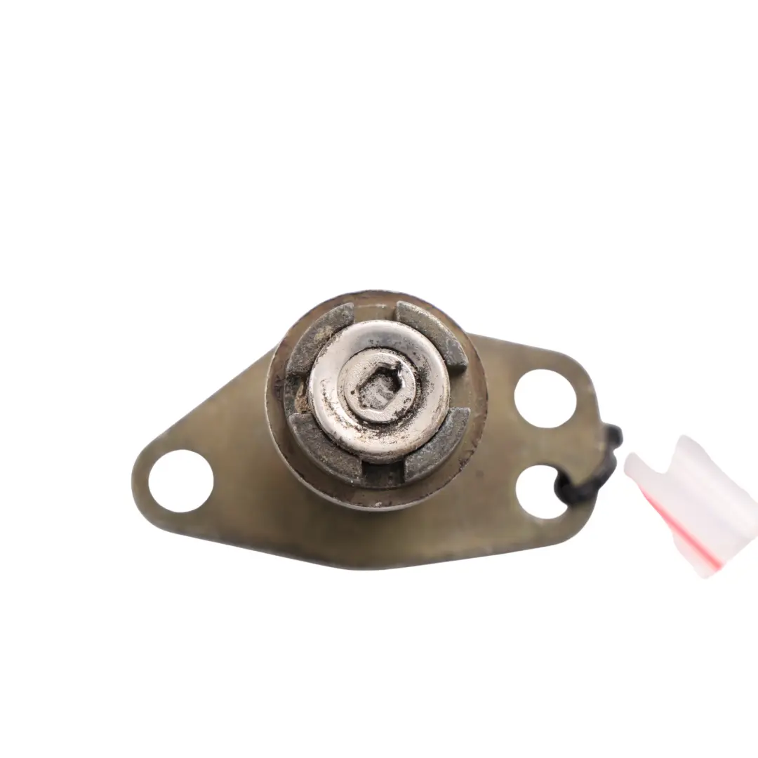 Boot Lid Lock Barrel Cylinder to Jaguar Xk8 X100 Rear Tailgate with Part number HNA7211AA Jaguar Xk8 X100 Rear Tailgate Boot Lid Lock Barrel Cylinder - SKU RHD-HNA7211AA - Part number HNA7211AA