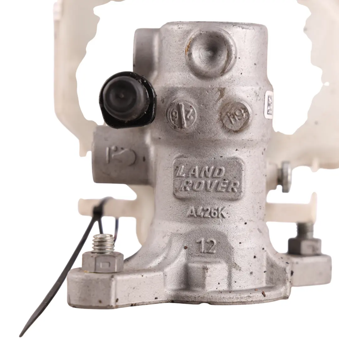 Brake Servo Master Cylinder to Land Rover Discovery Sport L550 with Part number J9C3-2B195-AB Land Rover Discovery Sport L550 Brake Servo Master Cylinder - SKU RHD-J9C3-2B195-AB - Part number J9C3-2B195-AB