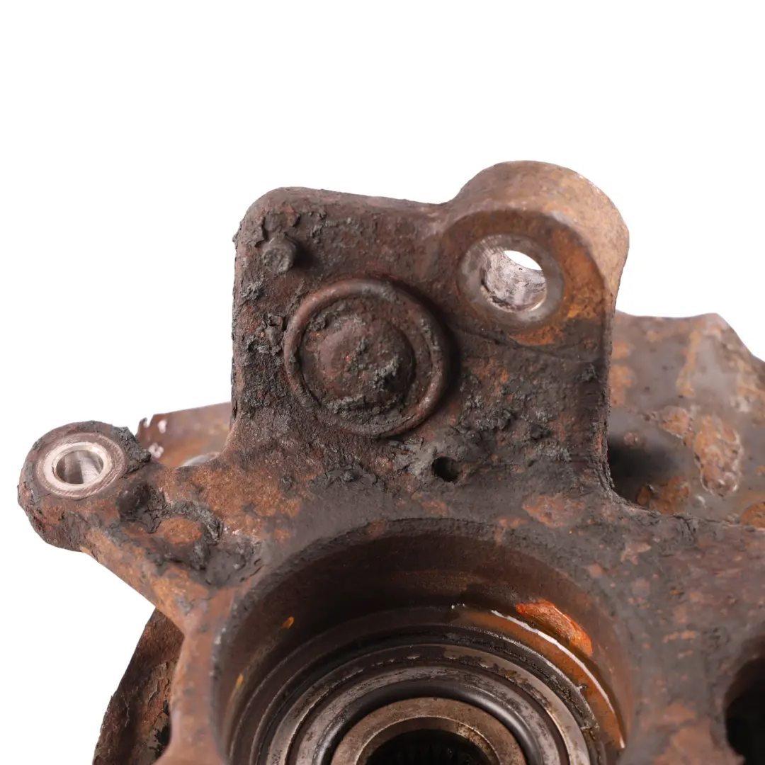 Hub Carroer Front Right O/S to Land Rover Range Rover L322 Wheel with Part number RUB500141 Land Rover Range Rover L322 Wheel Hub Carroer Front Right O/S - SKU RUB500141 - Part number RUB500141