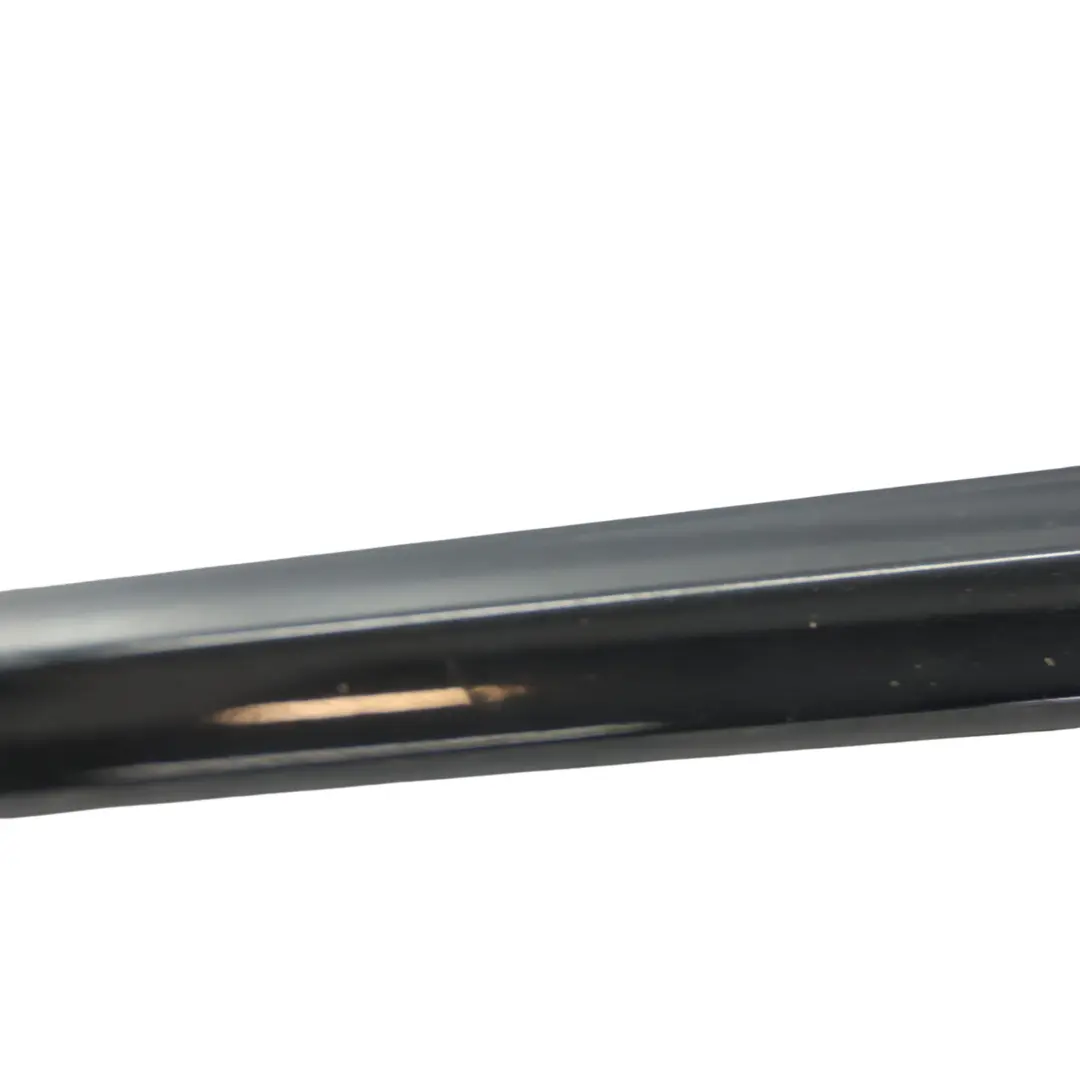 Moldura Marco Puerta Junta Gotera Delantera Izquierda para Jaguar XF X260 con número de pieza T2H31656 Jaguar XF X260 Moldura Marco Puerta Junta Gotera Delantera Izquierda - SKU T2H31656 - Número de pieza T2H31656