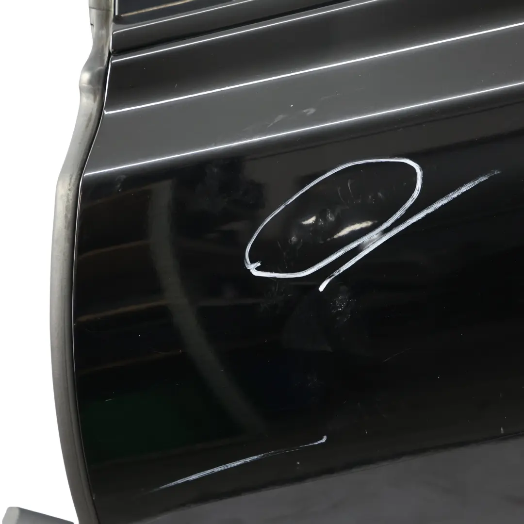Drzwi Lewe Tylne Ebony Black Czarny - 1807 do Jaguar XF X260 Sedan o numerze T2H35823 Jaguar XF X260 Sedan Drzwi Lewe Tylne Ebony Black Czarny - 1807 - SKU T2H35823-EBB - Numer Części T2H35823