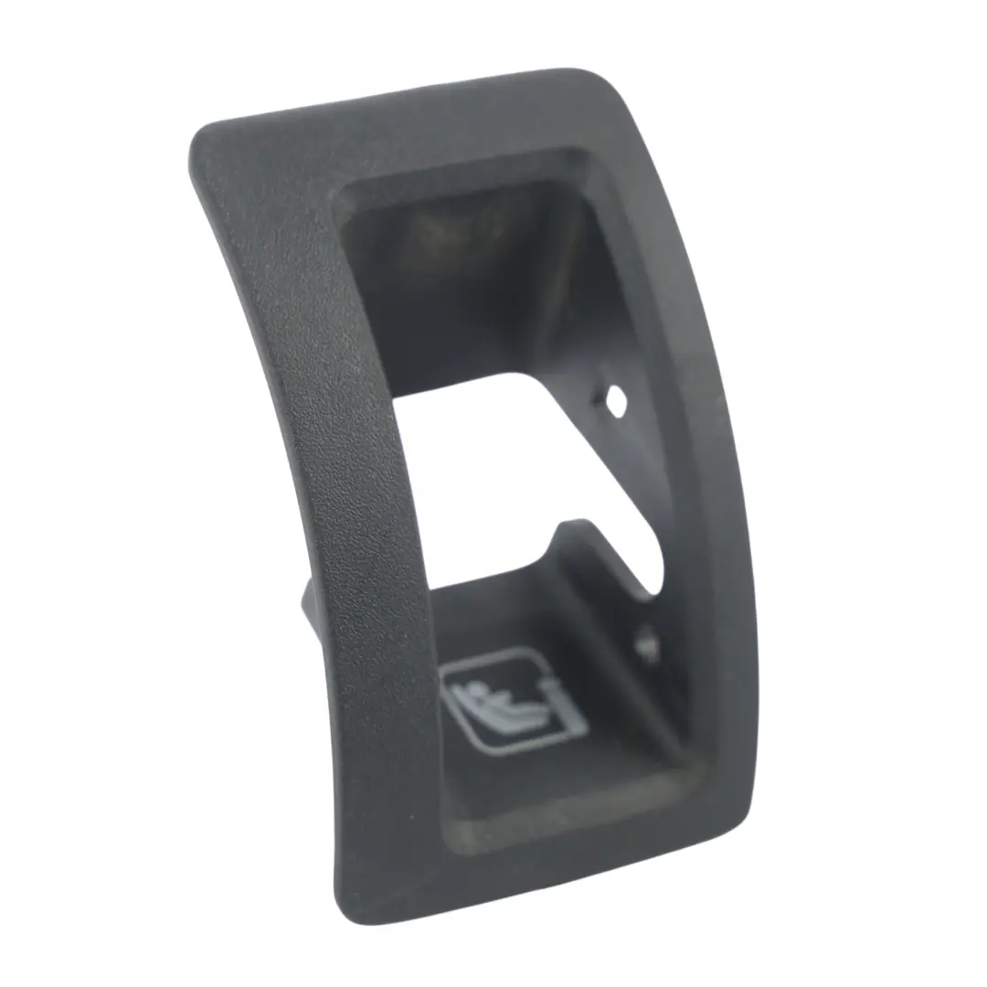 Isofix Embellecedor Panel Exterior Derecho GX73-600E44-AA para Jaguar XF X260 con número de pieza T4N2852PVJ Jaguar XF X260 Isofix Embellecedor Panel Exterior Derecho GX73-600E44-AA - SKU T4N2852PVJ - Número de pieza T4N2852PVJ
