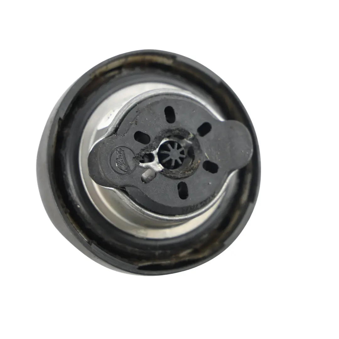 Land Rover Range Rover L322 Tapa Depósito Combustible Cubierta - SKU WLD500220 - Número de pieza WLD500220
