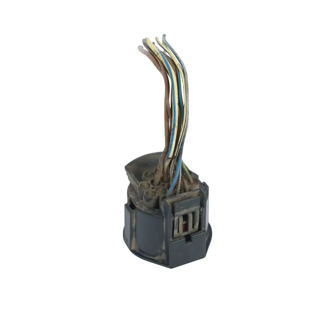 Front Headlight Lamp Right O/S Harness Loom Wire to Range Rover L322 with Part number XBC001321 Range Rover L322 Front Headlight Lamp Right O/S Harness Loom Wire - SKU XBC001321-2 - Part number XBC001321