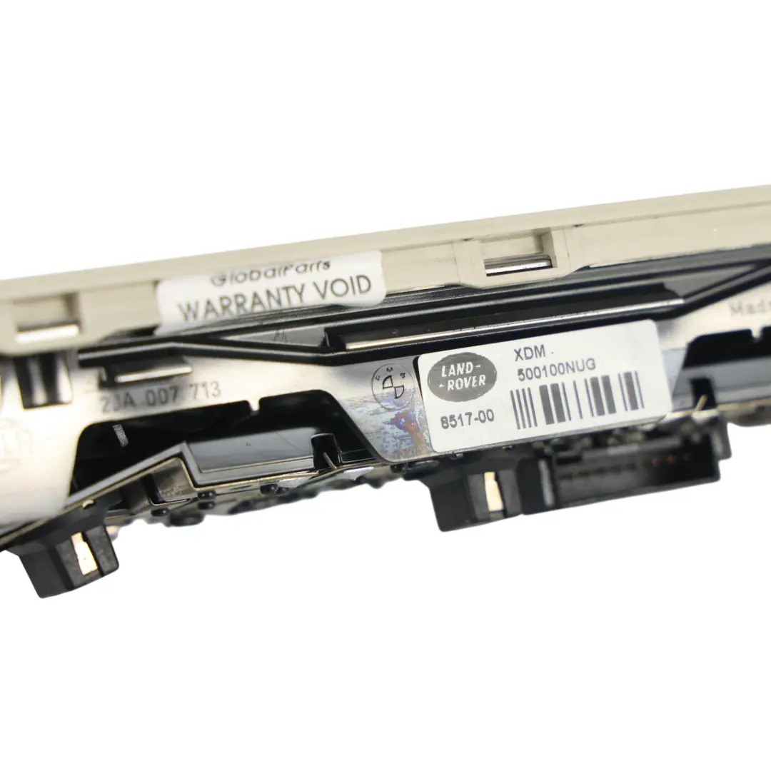 Luce Lettura Tetto Interno Anteriore per Land Rover Range Rover L322 con numero di parte XDM500100NUG Land Rover Range Rover L322 Luce Lettura Tetto Interno Anteriore - SKU XDM500100NUG - Numero di parte XDM500100NUG