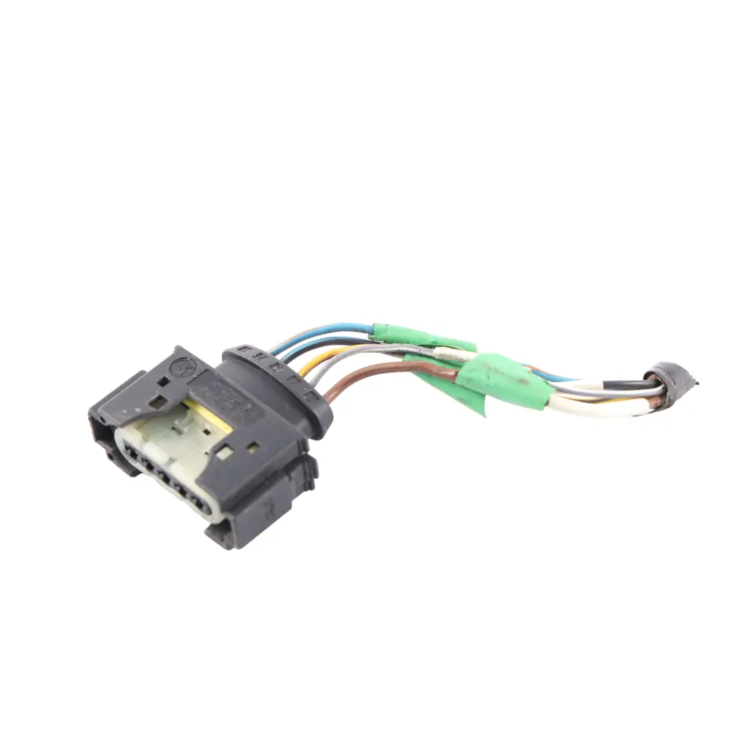 Land Rover L322 Fanale Posteriore Destro Presa Cablaggio - SKU XFB000244-1 - Numero di parte XFB000244