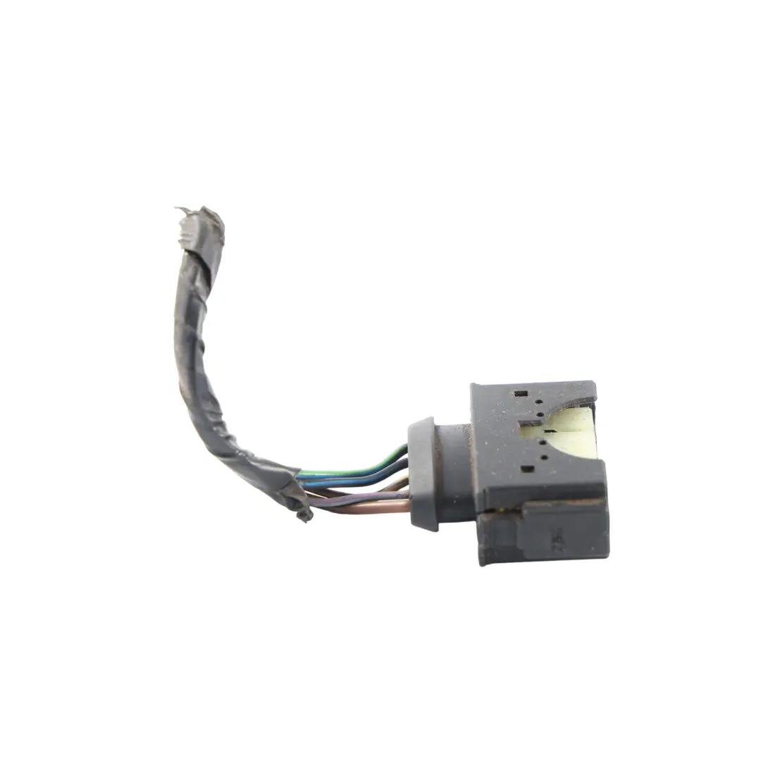 Land Rover Range Rover Luz Trasera Piloto Derecho Conector Cableado - SKU XFB000266-1 - Número de pieza XFB000266