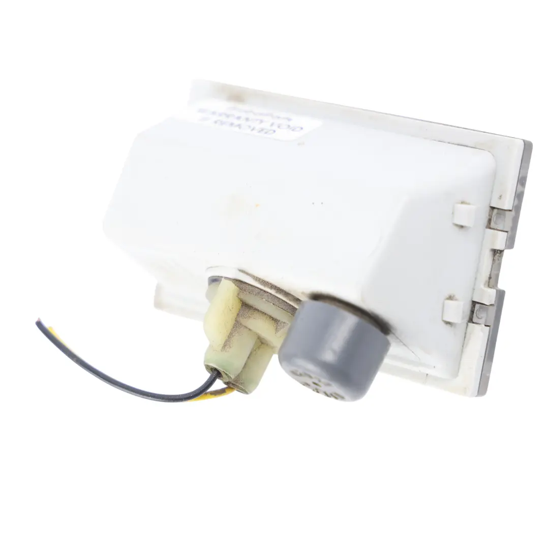 Land Rover L319 Freelander Luz Matrícula LED XFC500040 - SKU XFC500040-1 - Número de pieza XFG500040