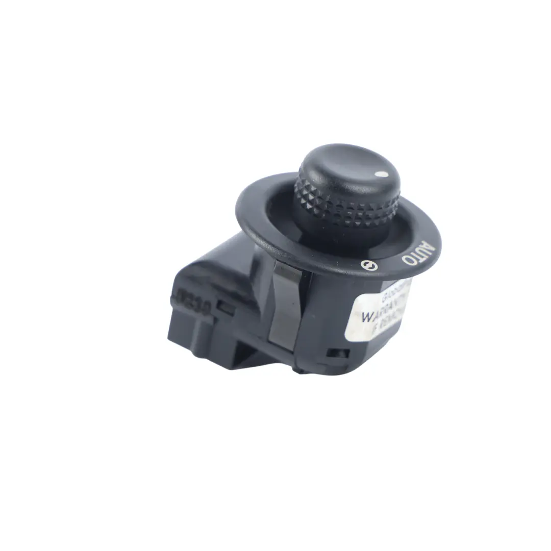 Commutateur Réglage Colonne Direction pour Range Rover Sport L320 à propos du numéro de pièce XPB500180PVJ Range Rover Sport L320 Commutateur Réglage Colonne Direction - SKU XPB500180PVJ - Numéro de pièce XPB500180PVJ