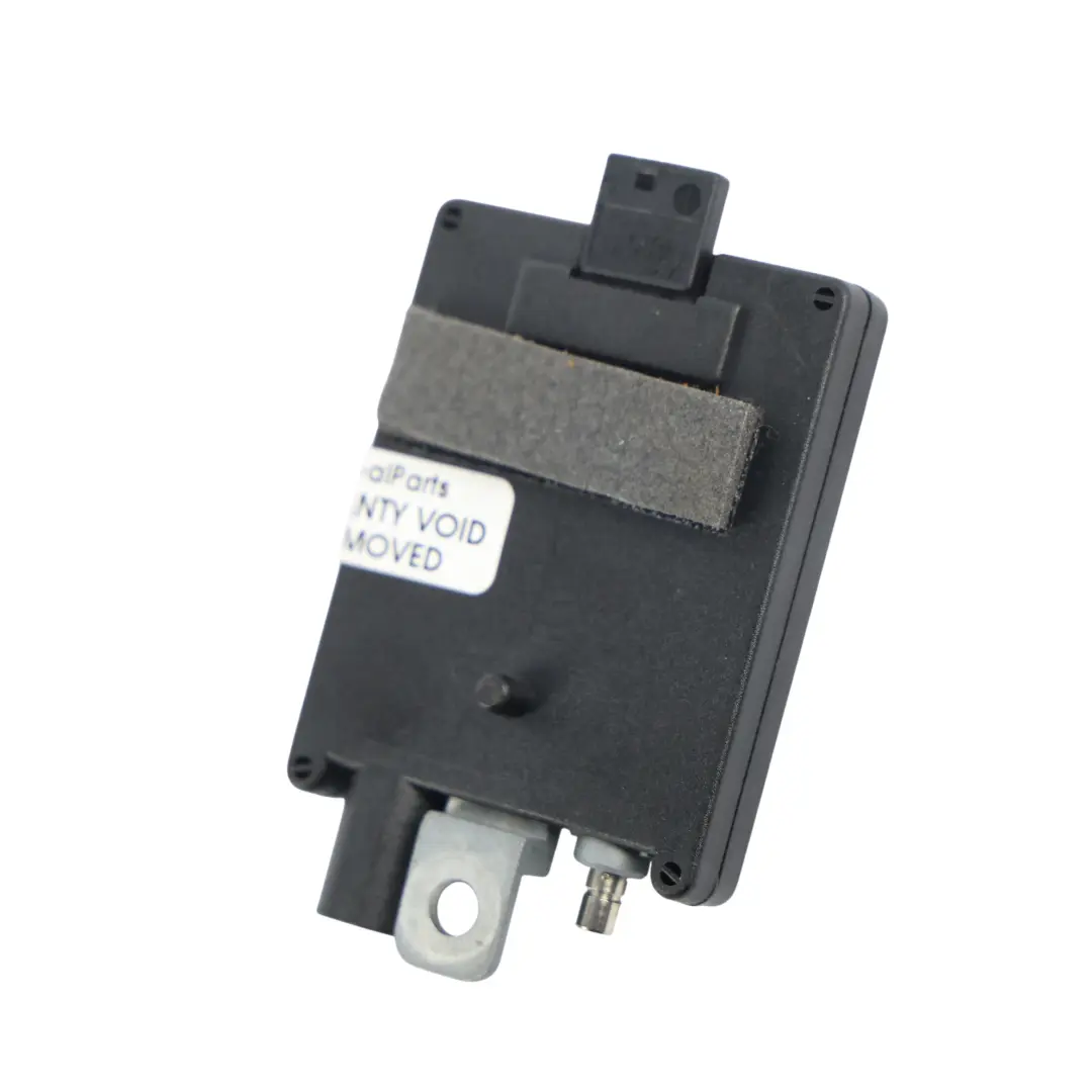Aerial Amplifier Module Unit ECU to Land Rover Range Rover L322 with Part number XUO000051B Land Rover Range Rover L322 Aerial Amplifier Module Unit ECU - SKU XUO000051B - Part number XUO000051B
