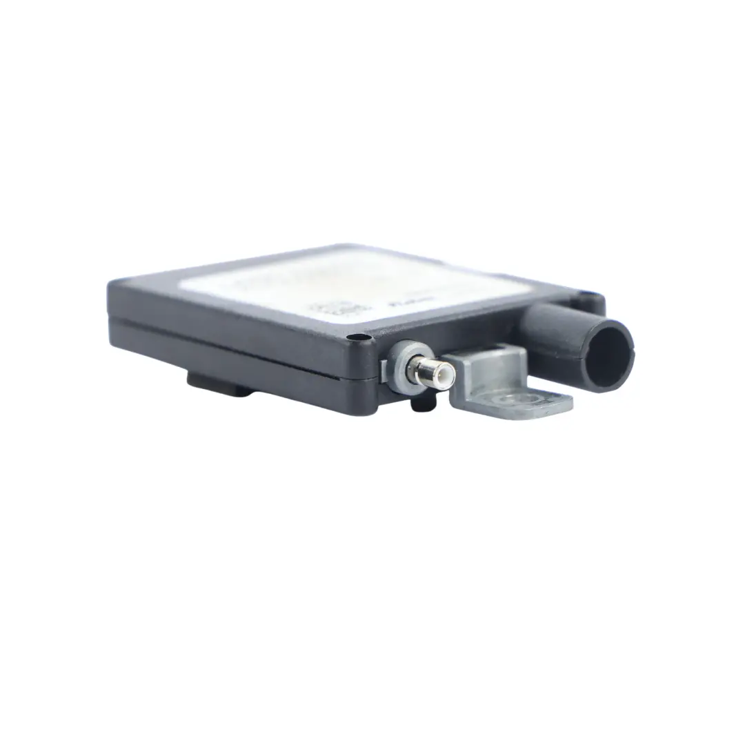 Module Amplificateur Antenne pour Land Rover Range Rover L322 à propos du numéro de pièce XUO000051B Land Rover Range Rover L322 Module Amplificateur Antenne - SKU XUO000051B - Numéro de pièce XUO000051B
