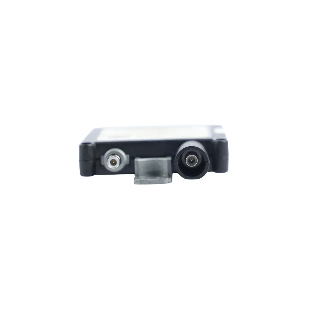 Land Rover Range Rover L322 Aerial Amplifier Module Unit ECU - SKU XUO000051B - Part number XUO000051B