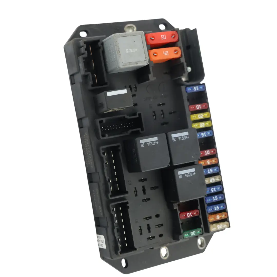 Land Rover Range Rover L322 Engine Bay Fuse Box 3.6 368DT Diesel - SKU YQE500390 - Part number YQE500390