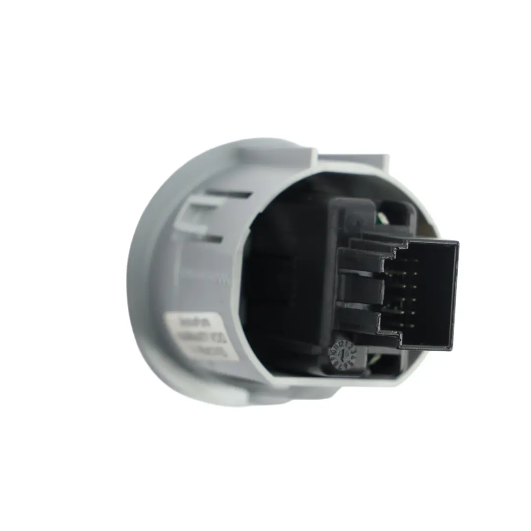 Land Rover Range Rover L322 Przełącznik Schowka Pasażera - SKU YUH500150MBM - Numer Części YUH500150MBM