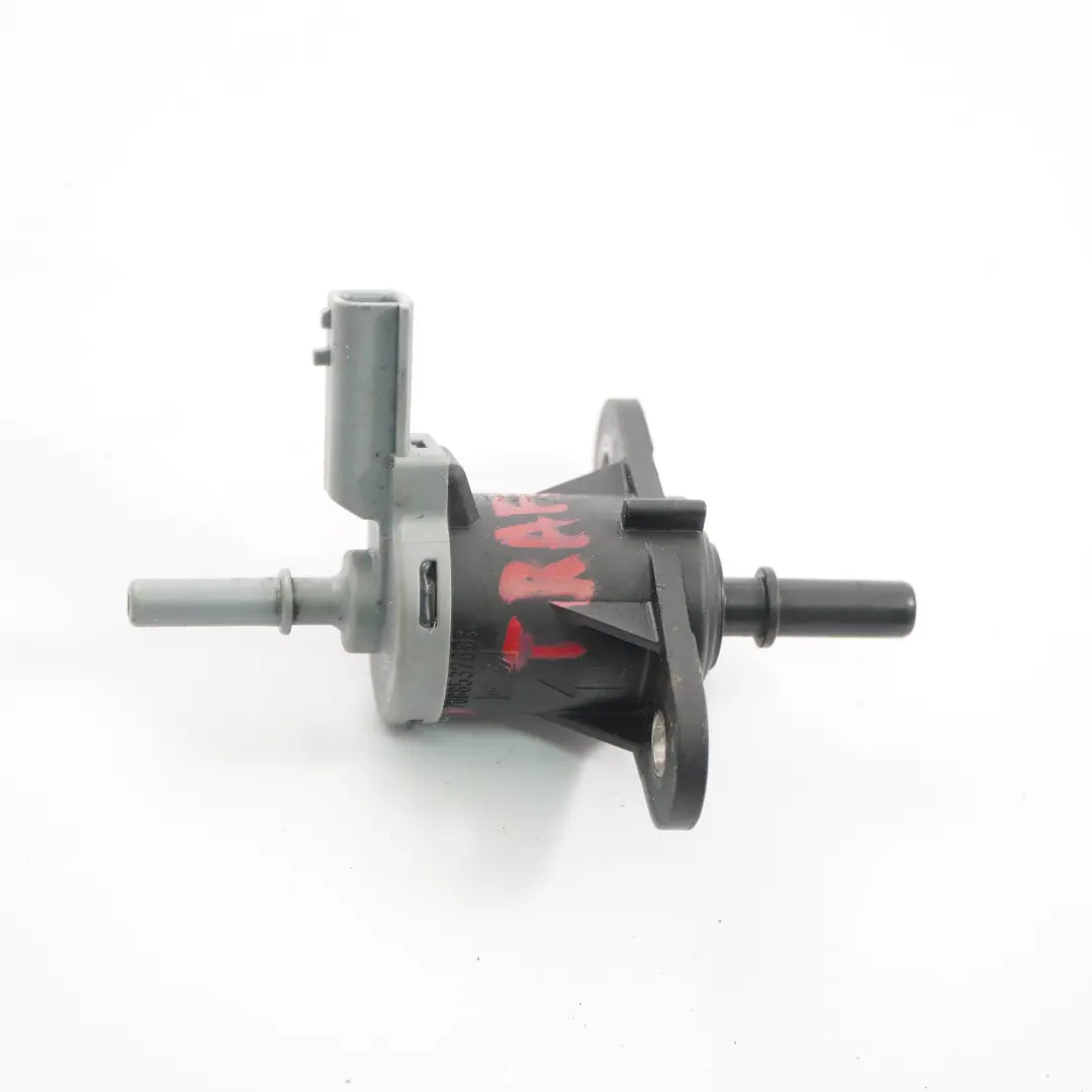 Soupape électrique Pression carburant pour Renault Trafic II 2.0 Master III 2.3 DCI à propos du numéro de pièce 208853765R Renault Trafic II 2.0 Master III 2.3 DCI Soupape électrique Pression carburant - SKU 208853765R - Numéro de pièce 208853765R