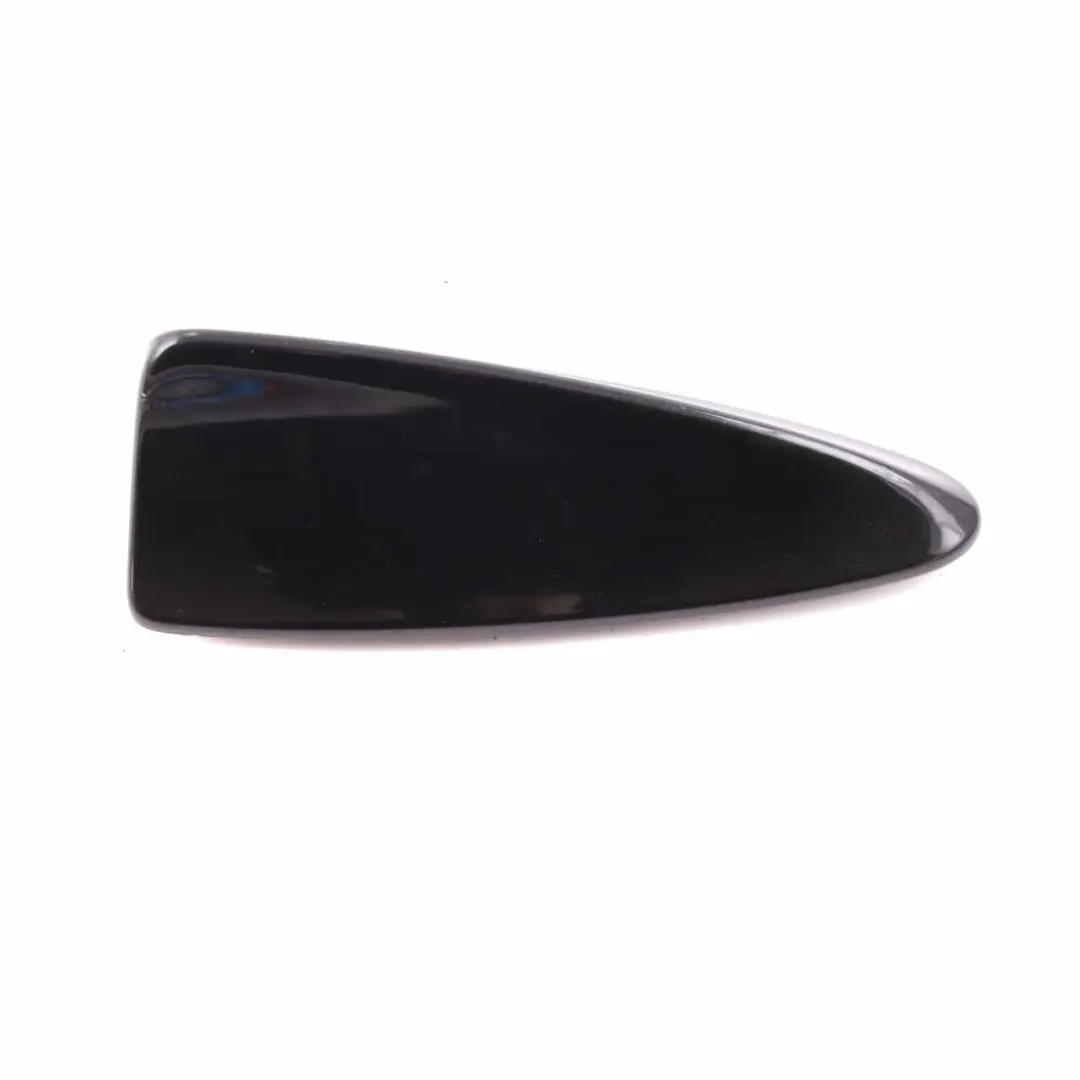 Antenna a pinna di squalo per tettuccio Nero Zaffiro - 475 per BMW X3 Serie E83 con numero di parte 2147431 BMW X3 Serie E83 Antenna a pinna di squalo per tettuccio Nero Zaffiro - 475 - SKU 2147431-BS - Numero di parte 2147431