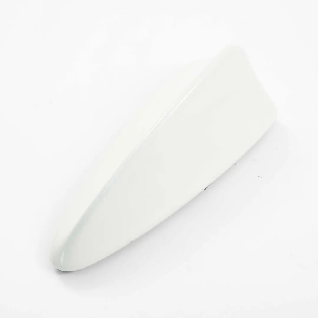 Roof Aerial Cover Casing Shark Fin Antenna White to BMW X3 E83 with Part number 2147431 BMW X3 E83 Roof Aerial Cover Casing Shark Fin Antenna White - SKU 2147431-WHI - Part number 2147431
