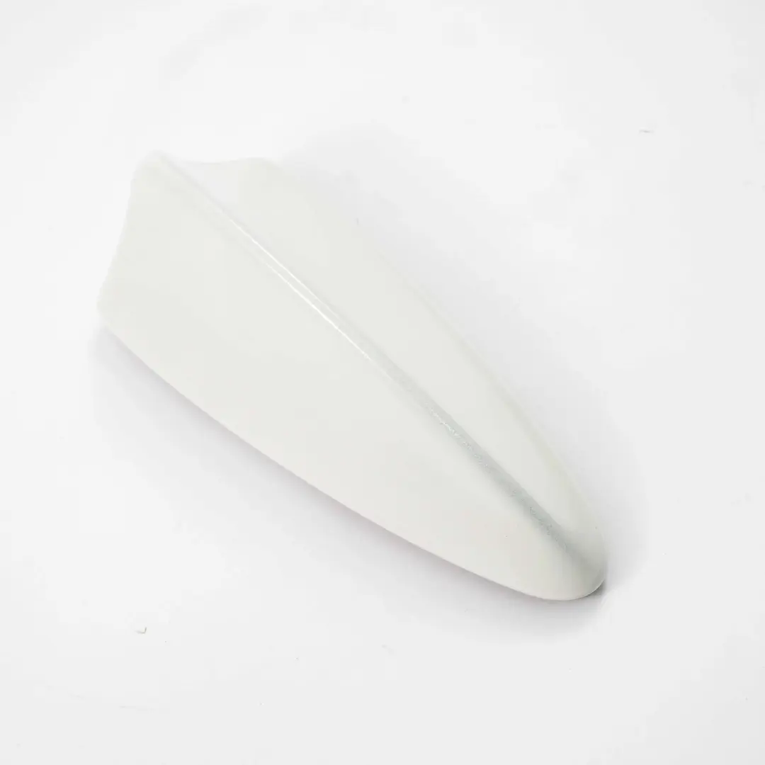 BMW X3 E83 Antenne de toit avec aileron de requin - Blanc - SKU 2147431-WHI - Numéro de pièce 2147431