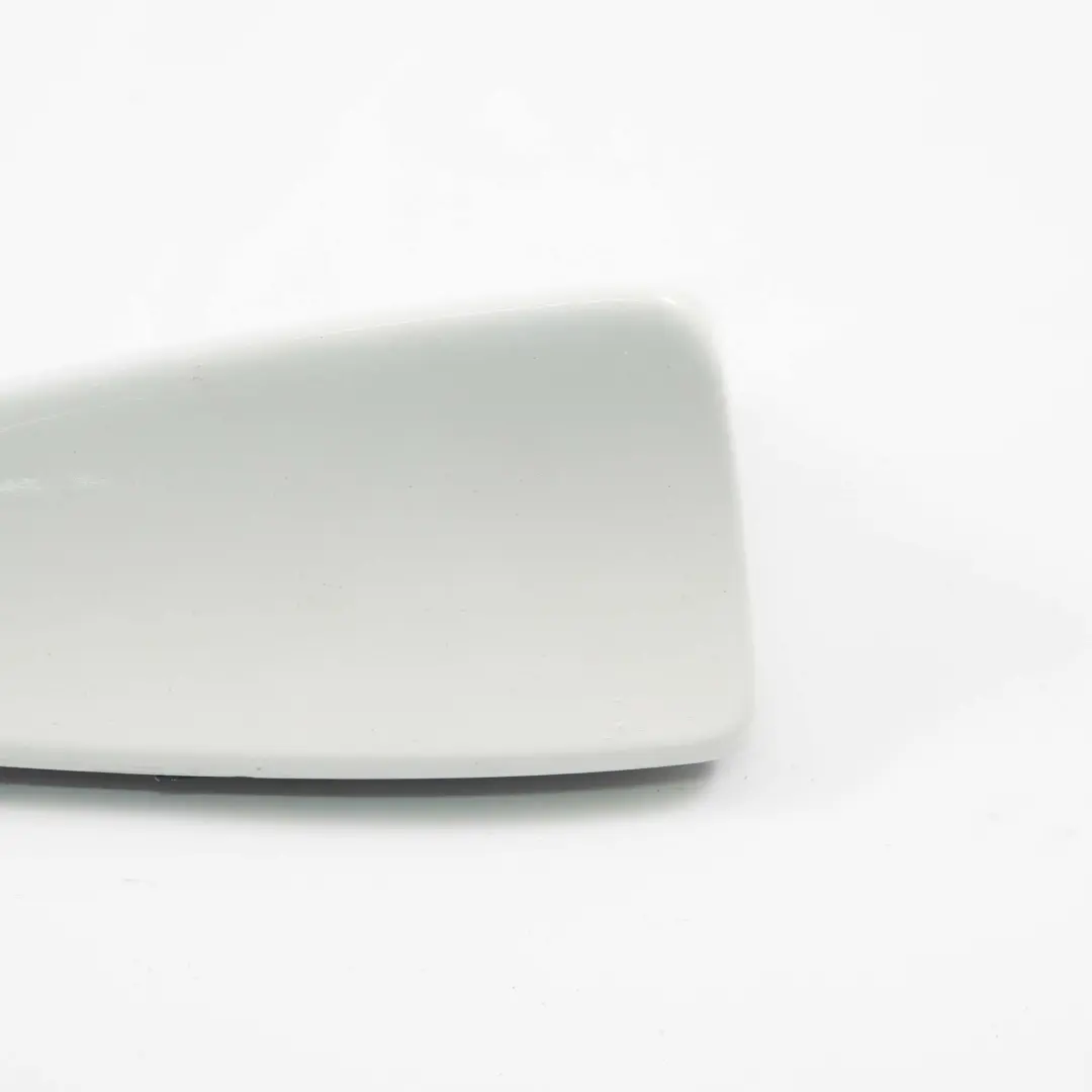 BMW X3 E83 Antenne de toit avec aileron de requin - Blanc - SKU 2147431-WHI - Numéro de pièce 2147431