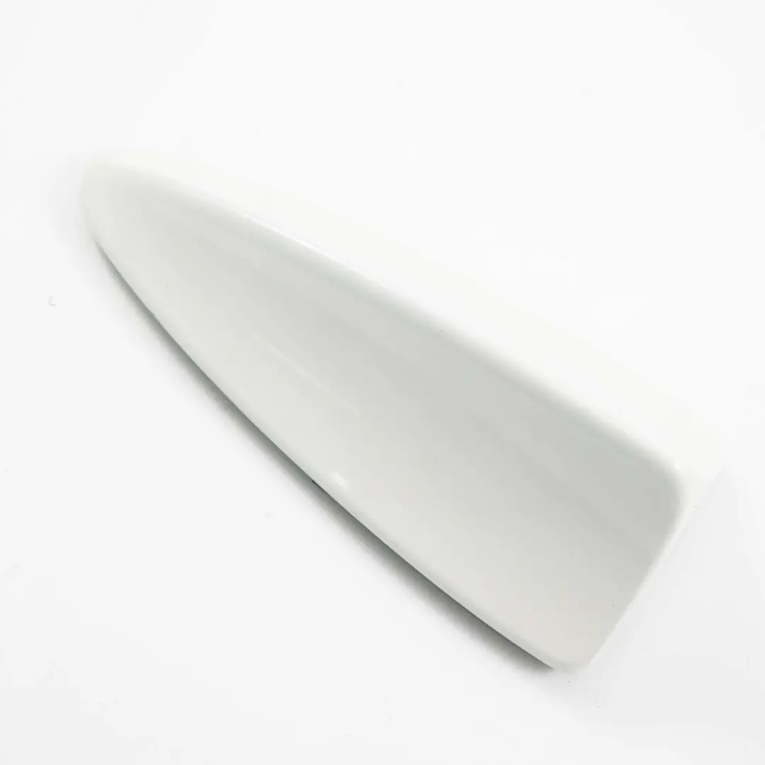 BMW X3 E83 Antenne de toit avec aileron de requin - Blanc - SKU 2147431-WHI - Numéro de pièce 2147431