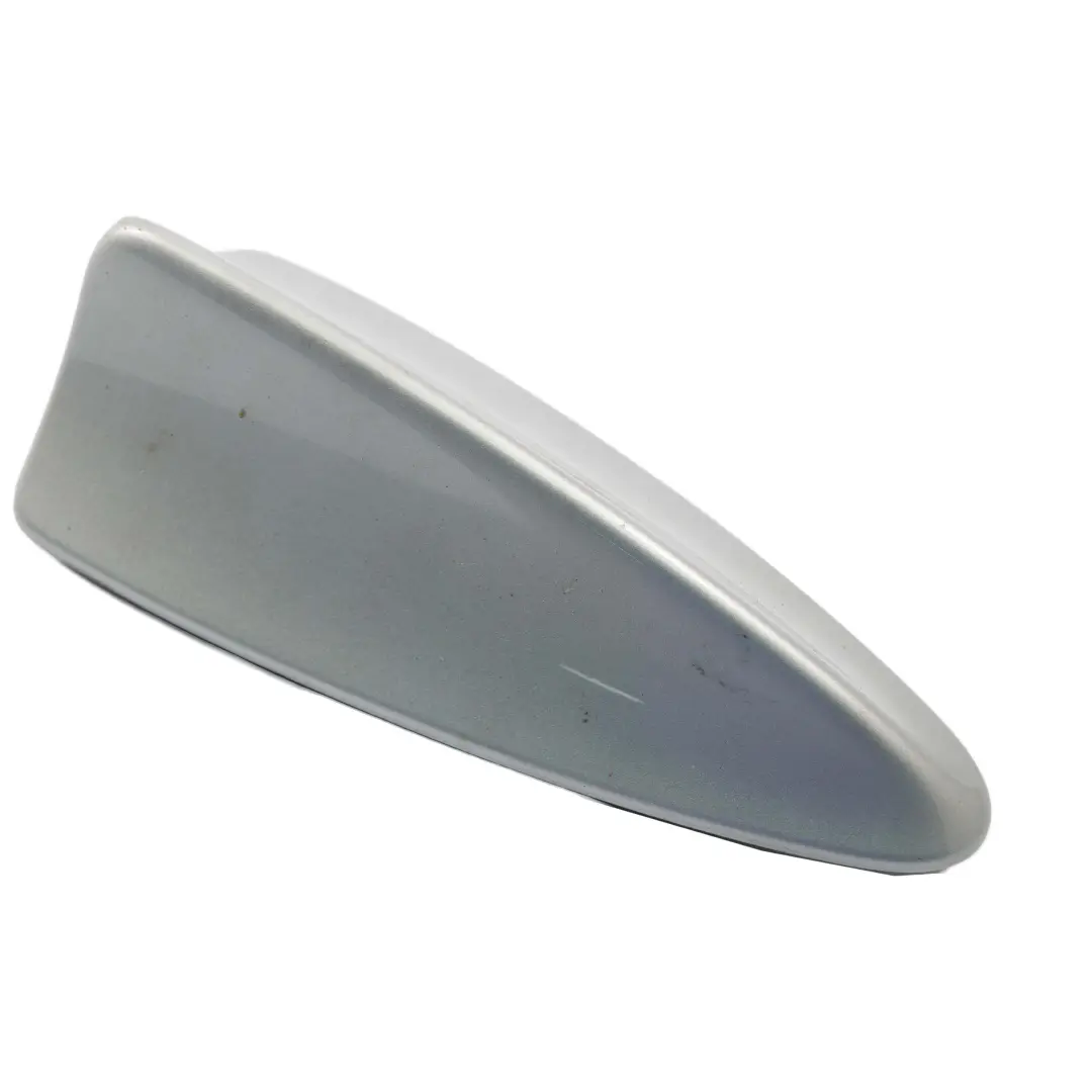 Custodia Vuota Antenna Tetto Alloggio Argento-Titanio Metallico 354 per BMW X3 E83 con numero di parte 2147432 BMW X3 E83 Custodia Vuota Antenna Tetto Alloggio Argento-Titanio Metallico 354 - SKU 2147432-TS1 - Numero di parte 2147432