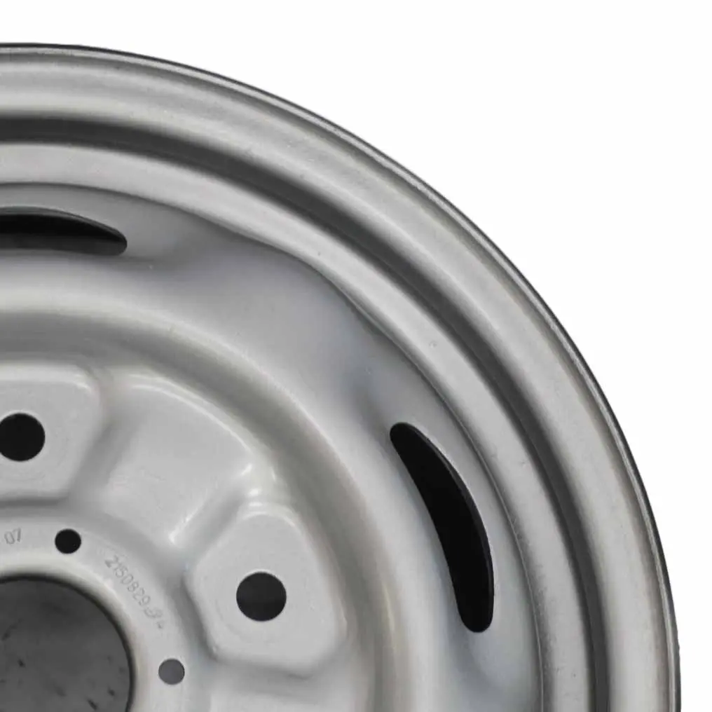 Jante Acier Argentée 15" ET:60 5,5J pour Ford Transit à propos du numéro de pièce 2150829 Ford Transit Jante Acier Argentée 15" ET:60 5,5J - SKU 2150829 - Numéro de pièce 2150829