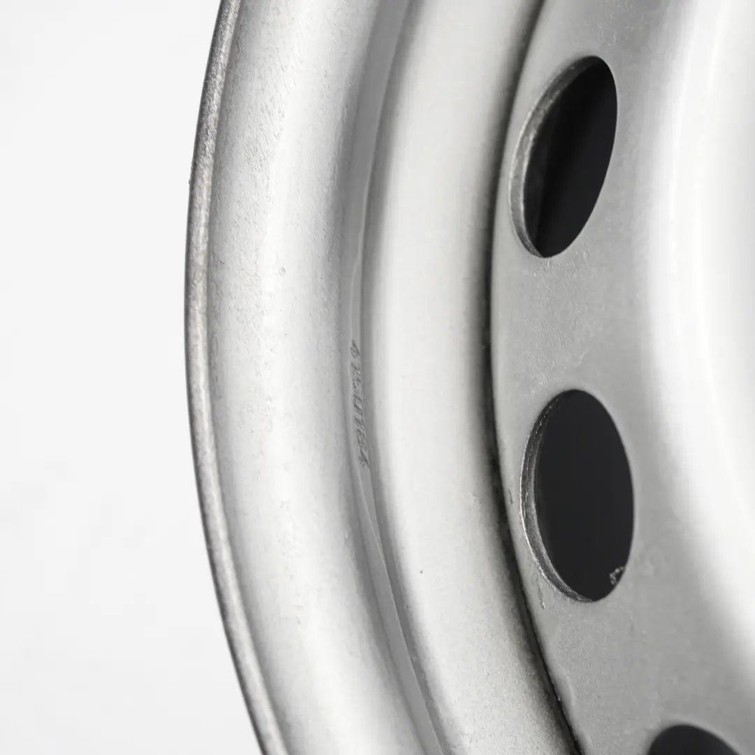 Cerchio in acciaio 15" 6,5J ET:60 per Ford Transit Custom Silver con numero di parte 2150841 Ford Transit Custom Silver Cerchio in acciaio 15" 6,5J ET:60 - SKU 2150841 - Numero di parte 2150841