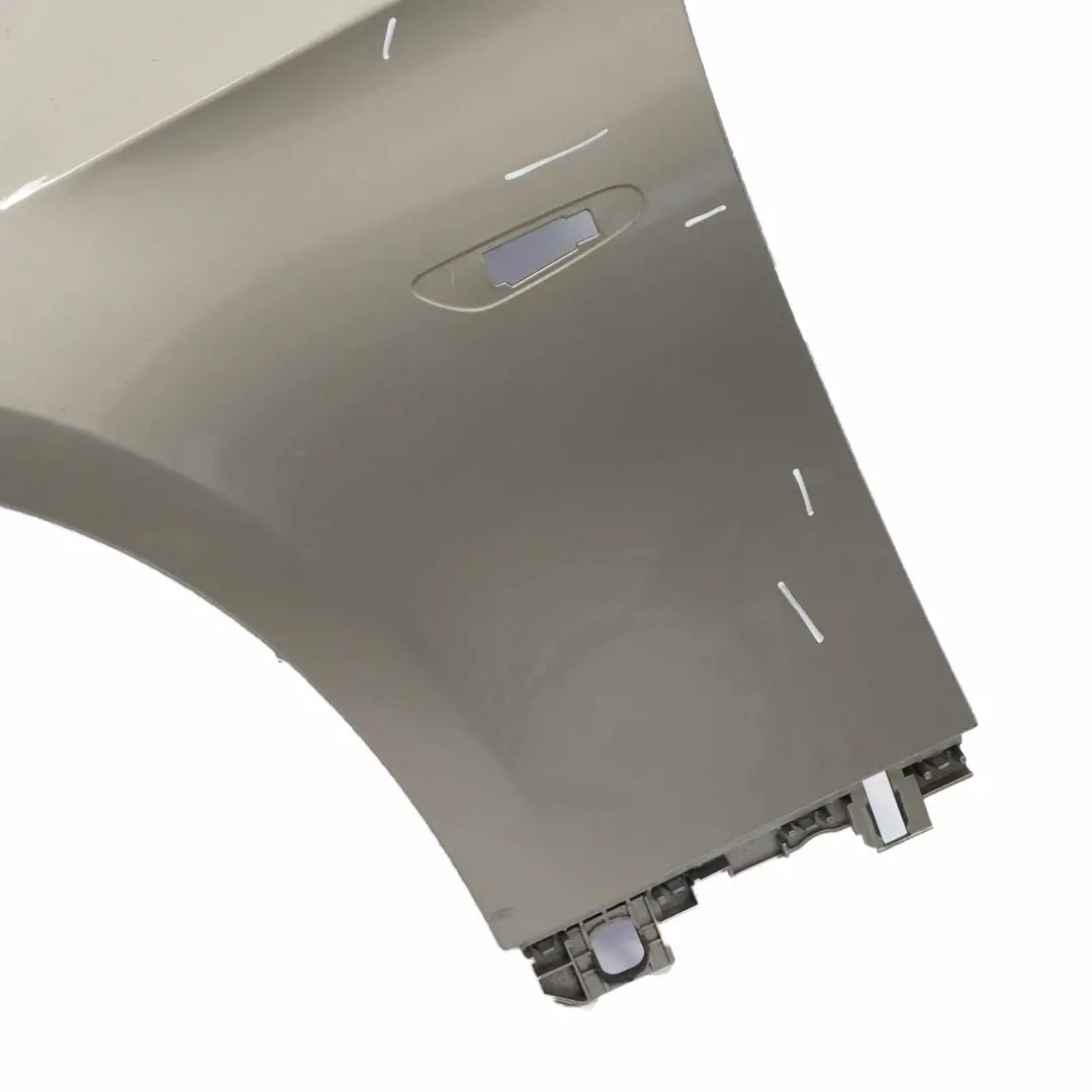 Panel Lateral Guardabarros Delantero Izquierdo Platinbronze Metallic A53 para BMW E92 con número de pieza 2155919 BMW E92 Panel Lateral Guardabarros Delantero Izquierdo Platinbronze Metallic A53 - SKU 2155919-PB1 - Número de pieza 2155919