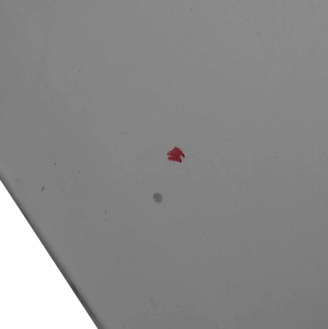 Pannello laterale parafango ala anteriore sinistra Titansilber - 354 per BMW E92 con numero di parte 2155919 BMW E92 Pannello laterale parafango ala anteriore sinistra Titansilber - 354 - SKU 2155919-TS8 - Numero di parte 2155919