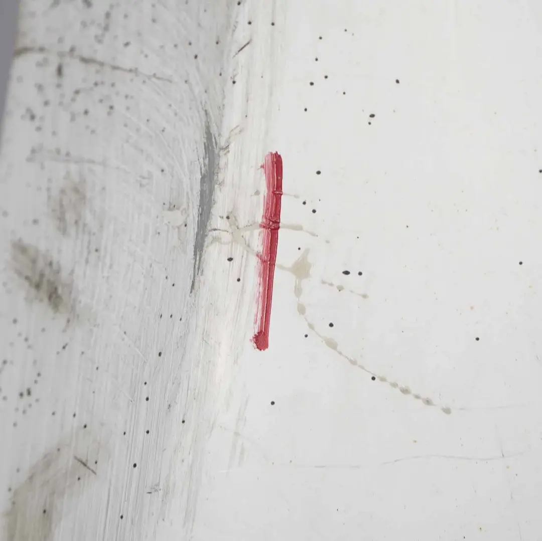 Panel Lateral Guardabarros Delantero Derecho Alpinweiss 3 Blanco - 300 para BMW E92 con número de pieza 2155922 BMW E92 Panel Lateral Guardabarros Delantero Derecho Alpinweiss 3 Blanco - 300 - SKU 2155922-AW - Número de pieza 2155922