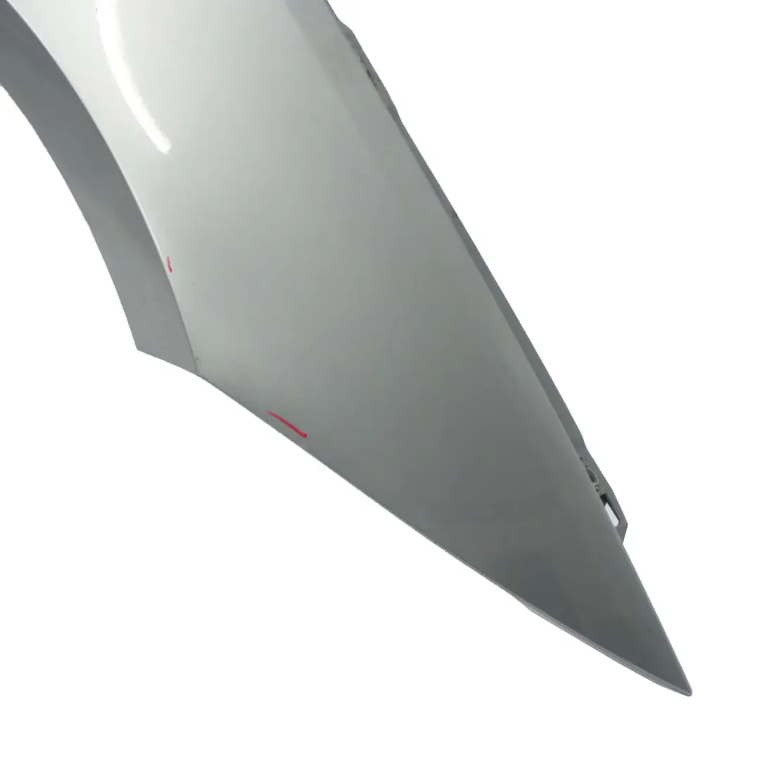 Aile Avant Panneau Droite Spacegrau Gris Metallic - A52 pour BMW E92 à propos du numéro de pièce 2155922 BMW E92 Aile Avant Panneau Droite Spacegrau Gris Metallic - A52 - SKU 2155922-SCG4 - Numéro de pièce 2155922