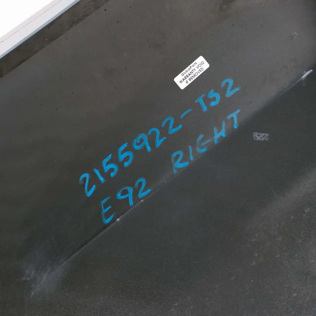 Błotnik prawy titansilber do BMW E92 E93 o numerze 2155922 BMW E92 E93 Błotnik prawy titansilber - SKU 2155922-TS2 - Numer Części 2155922