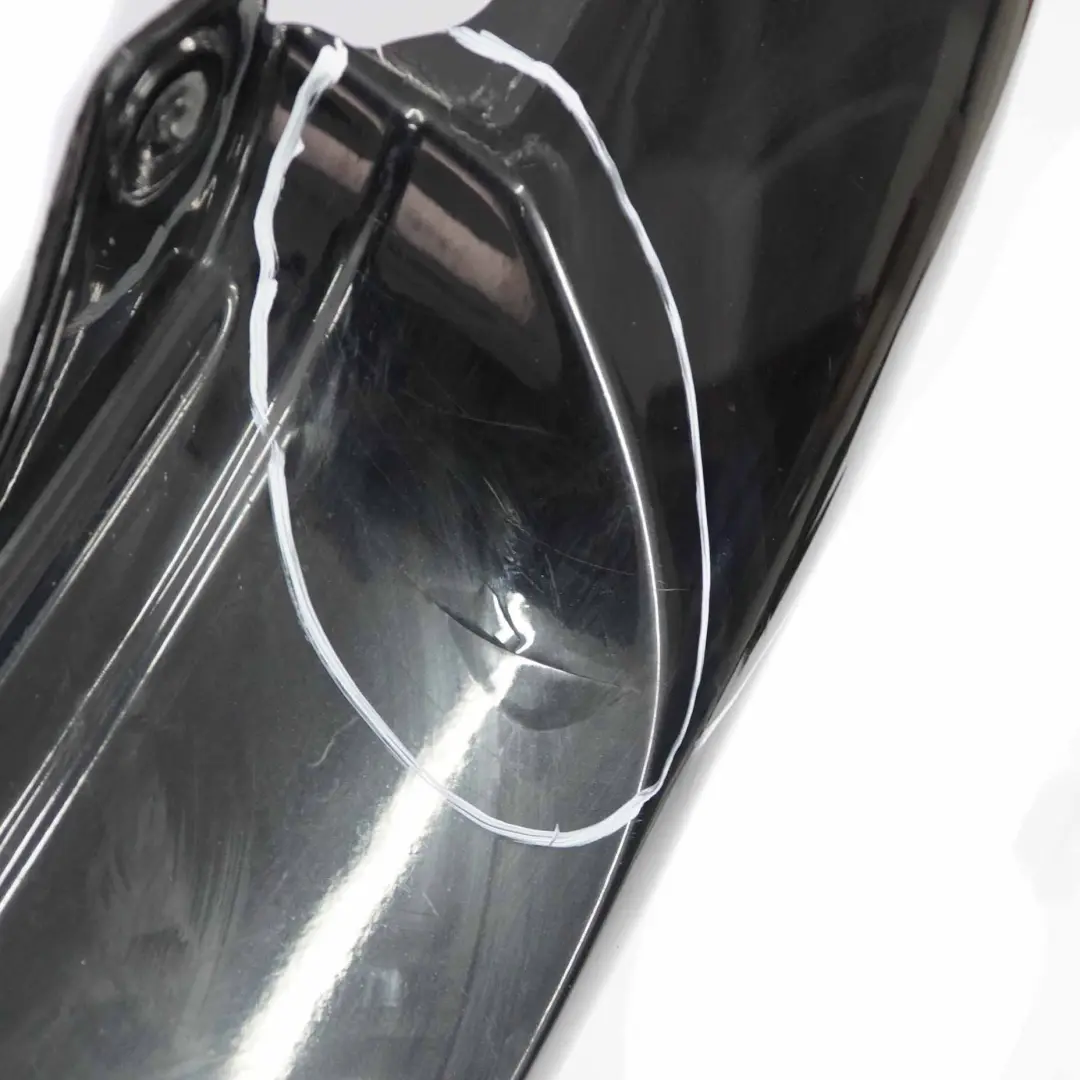 Paraurti Posteriore Pannello Rivestimento Midnight Nero Metallic - A94 per Mini R57 con numero di parte 2156693 Mini R57 Paraurti Posteriore Pannello Rivestimento Midnight Nero Metallic - A94 - SKU 2156693-MNB2 - Numero di parte 2156693